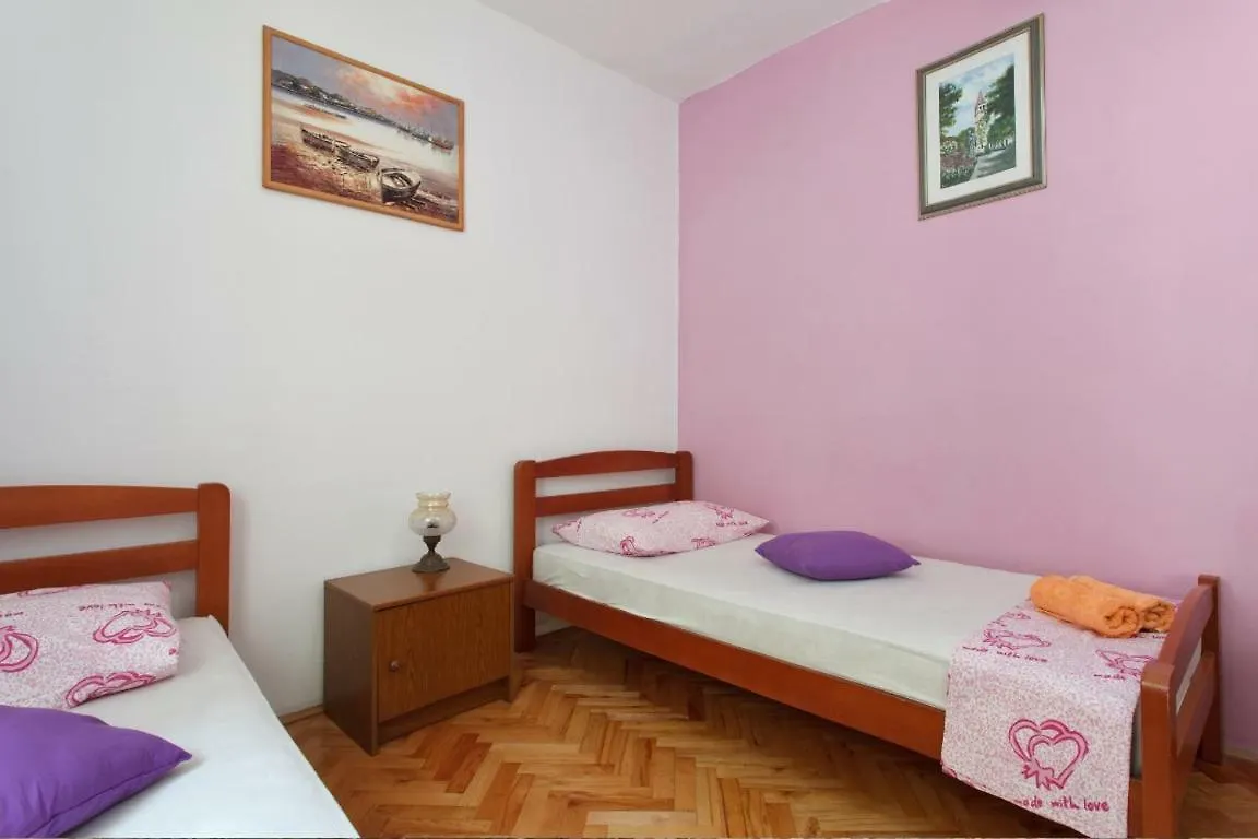 Little Heaven On Earth Apartment Split